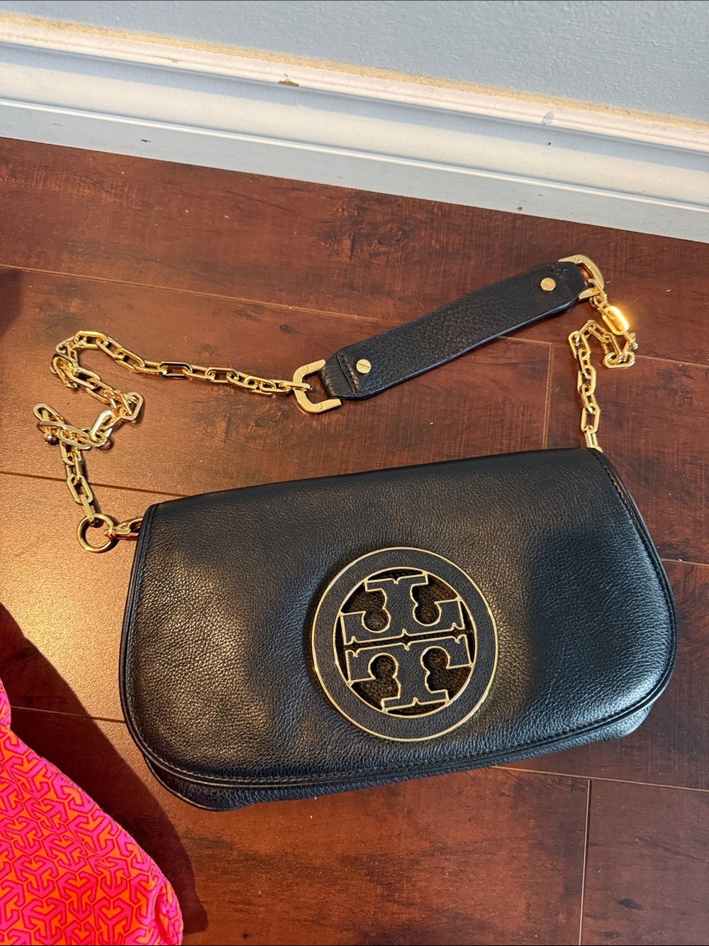 Tory Burch Black Leather Shoulder Bag with Gold Logo Chain
